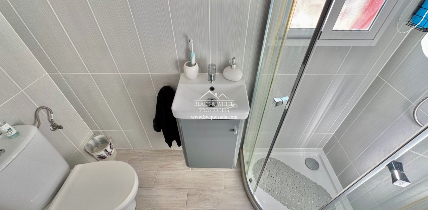 Resale - Semi - Detached Villa - Lo Crispin