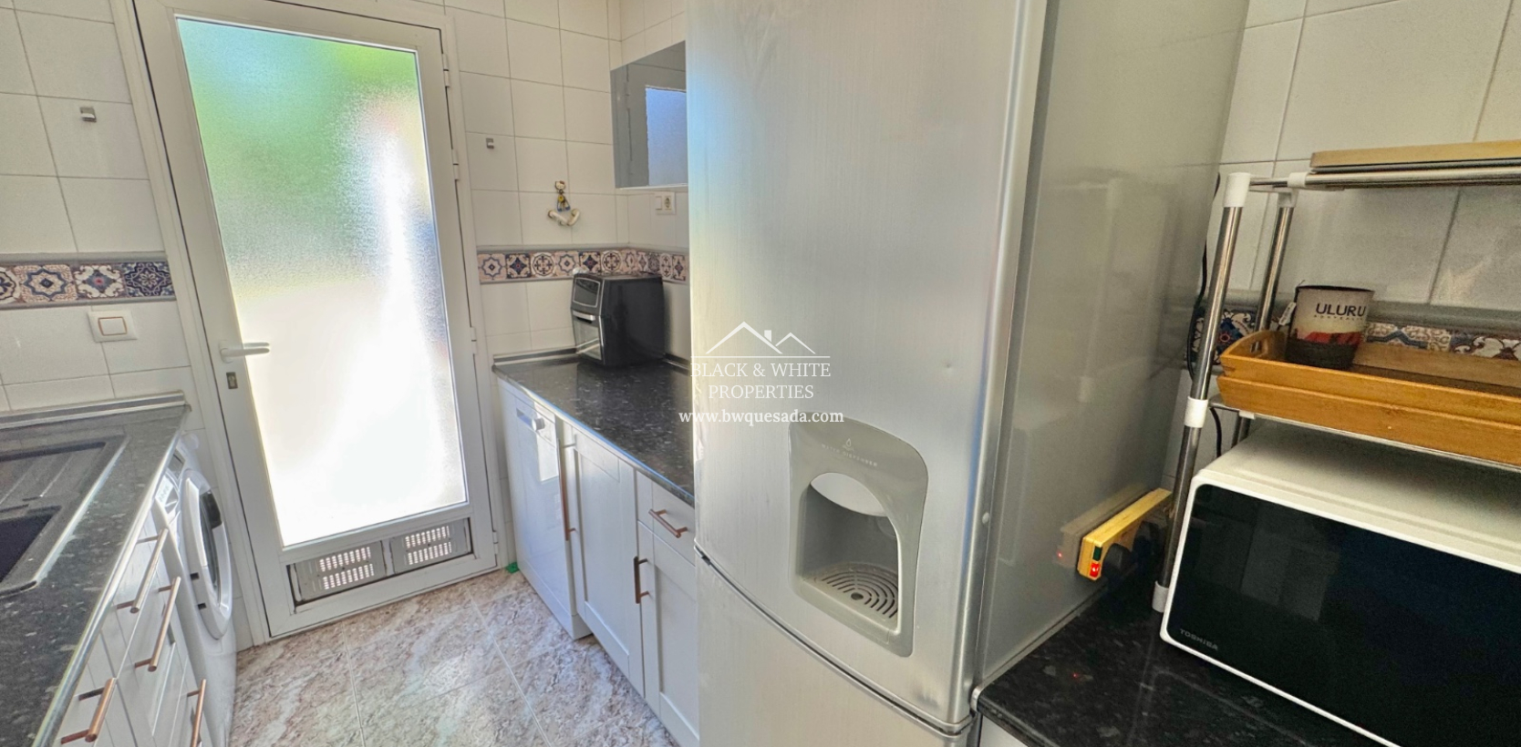 Resale - Semi - Detached Villa - Lo Crispin