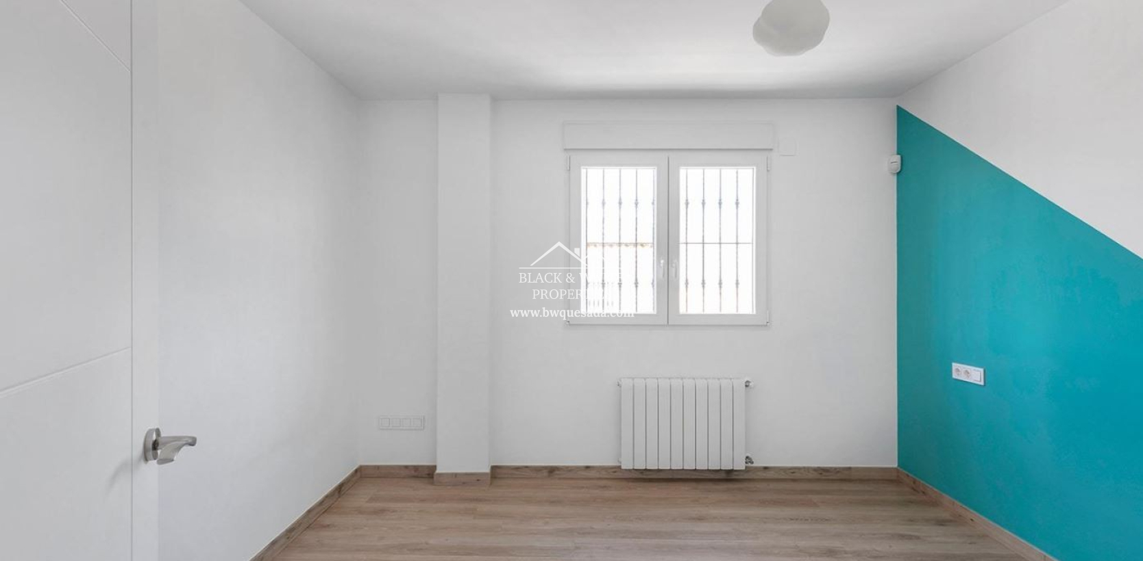 Resale - Semi - Detached Villa - Torrevieja - Aguas nuevas 1