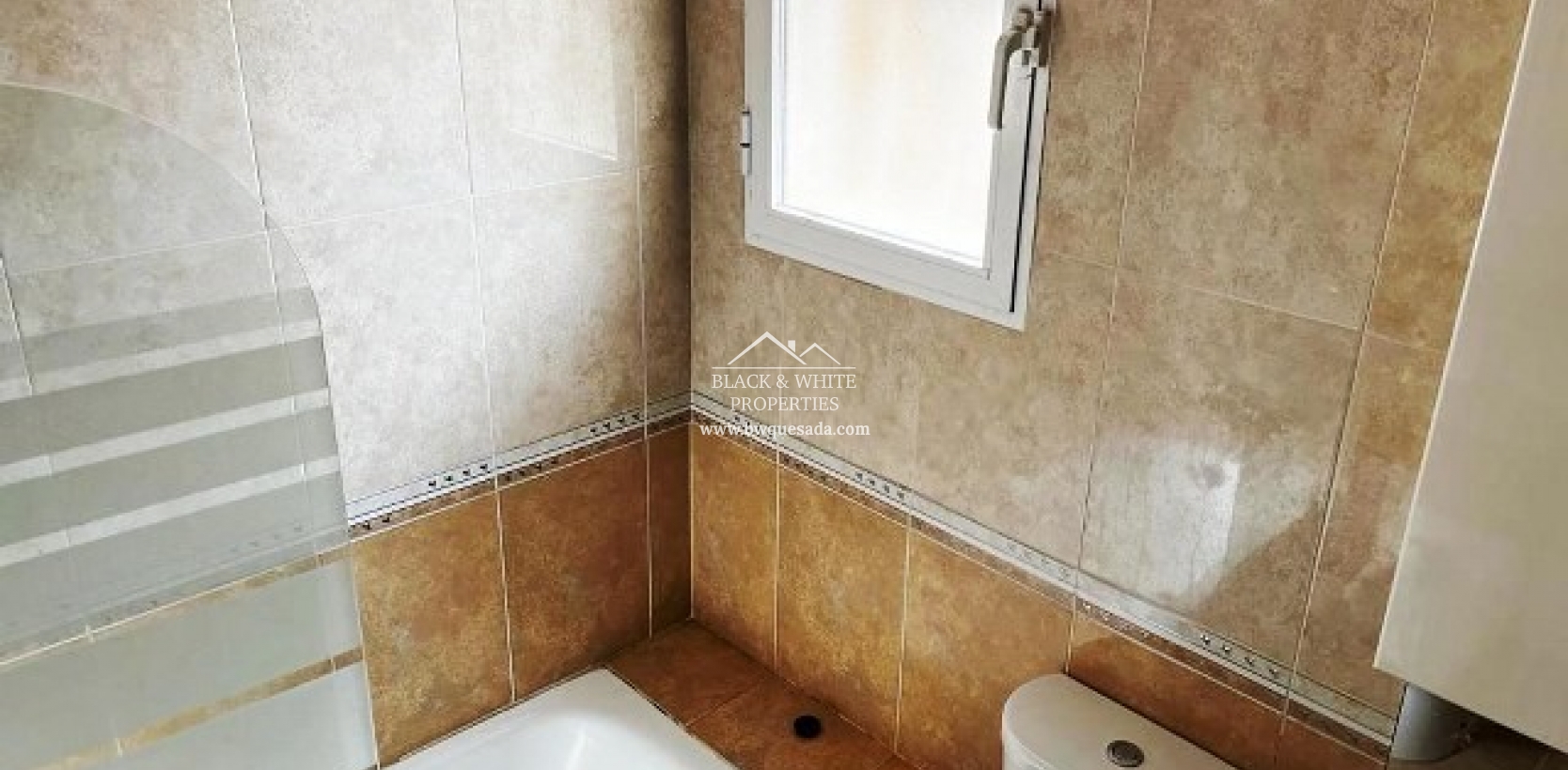 Resale - Townhouse - Ciudad Quesada