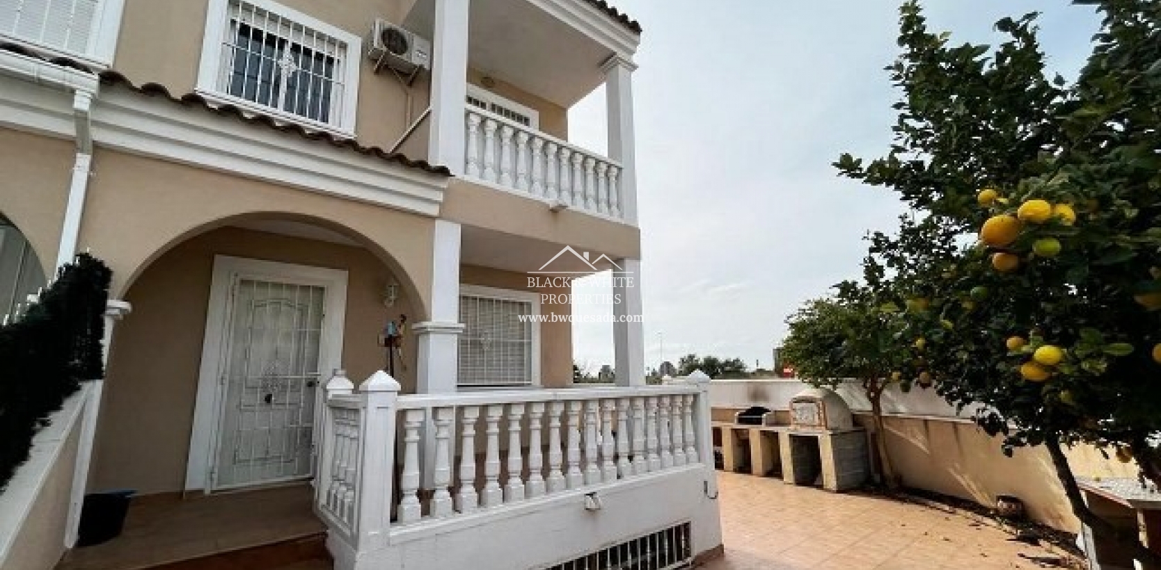 Resale - Townhouse - Ciudad Quesada