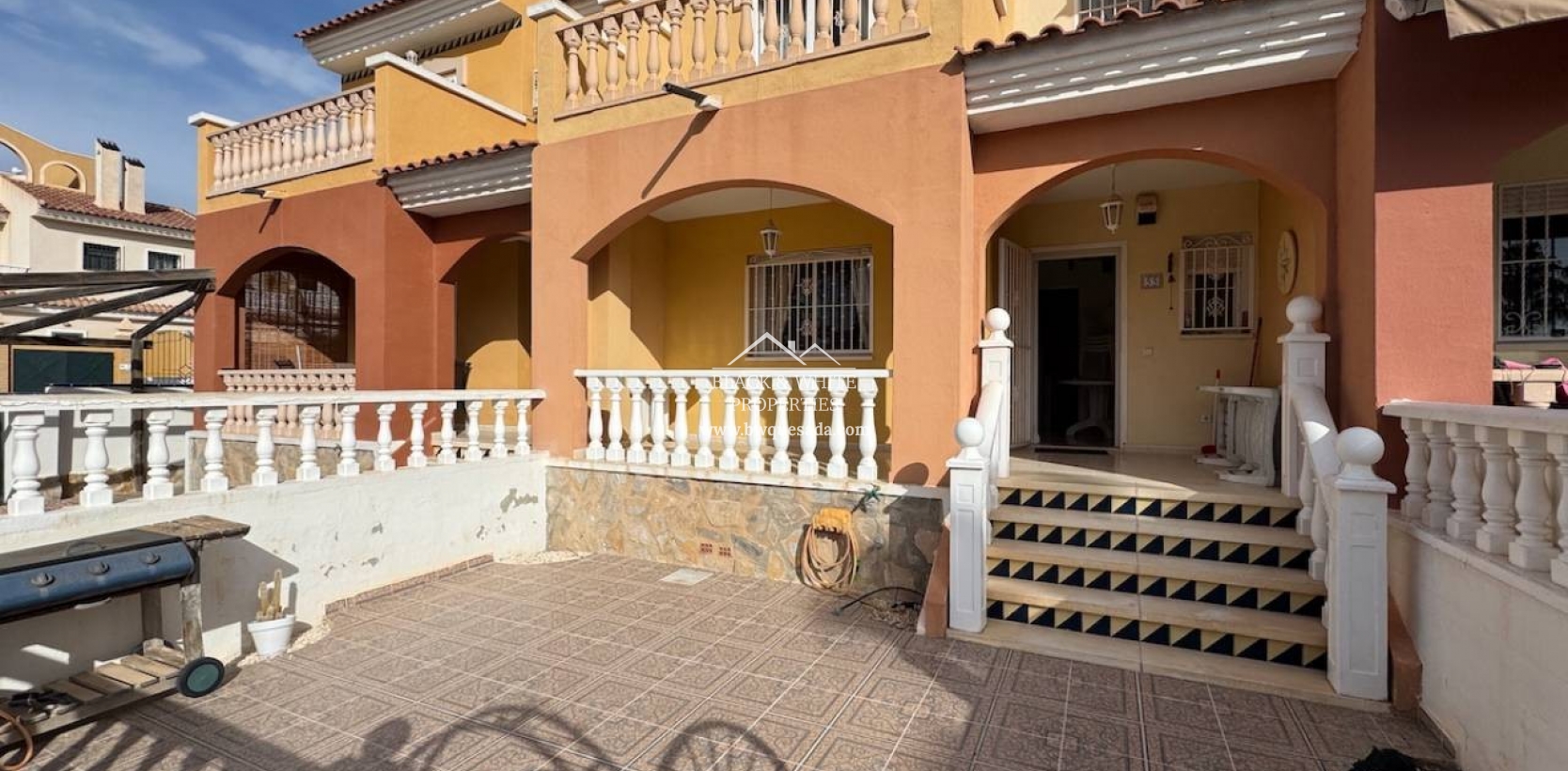 Resale - Townhouse - Ciudad Quesada