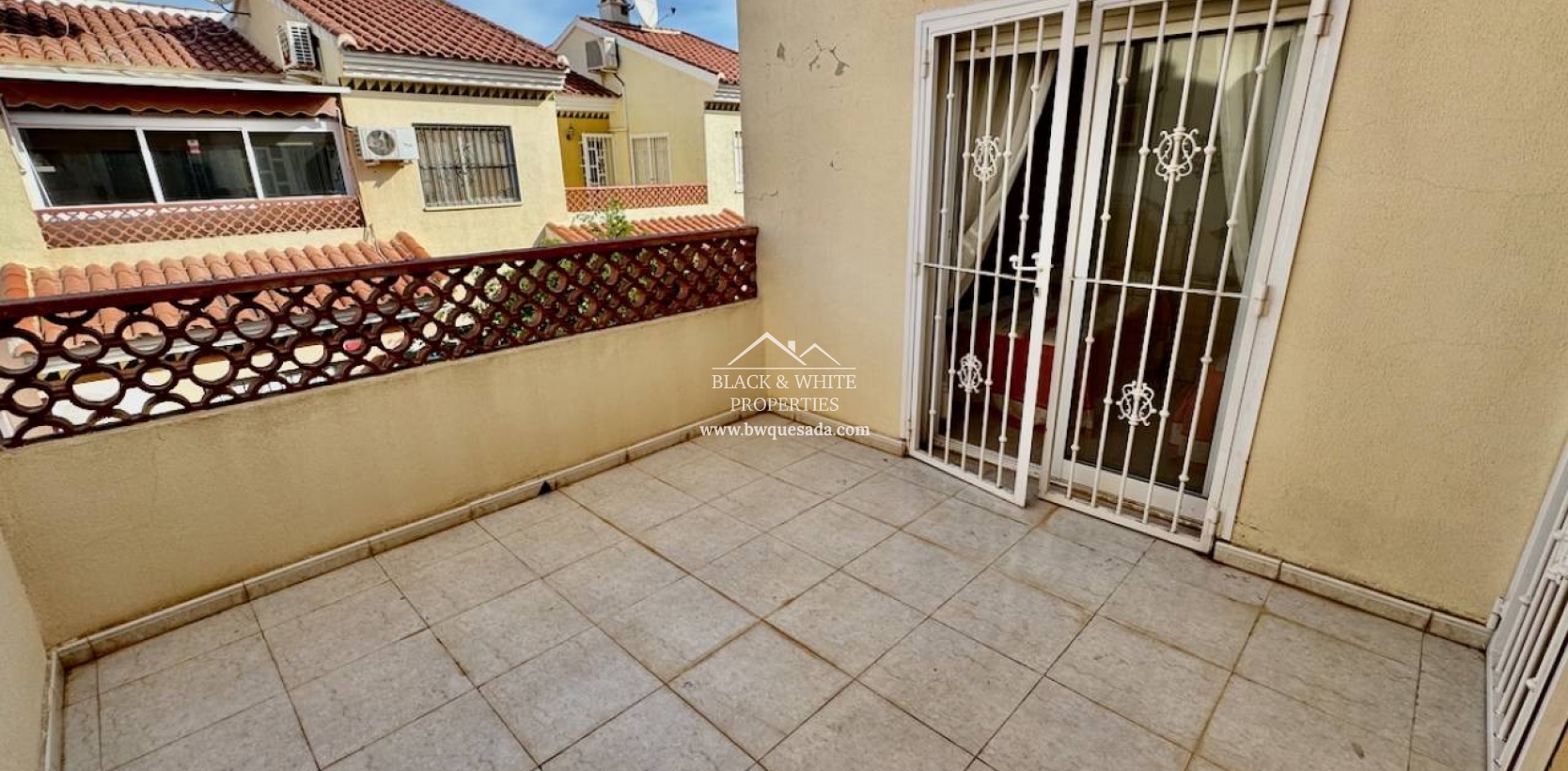 Resale - Townhouse - Ciudad Quesada