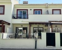 Resale - Townhouse - Ciudad Quesada