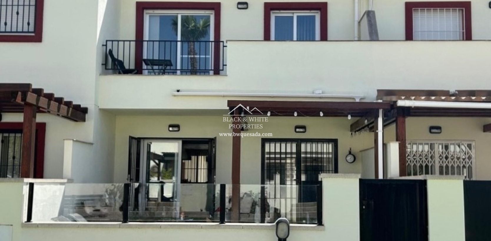 Resale - Townhouse - Ciudad Quesada