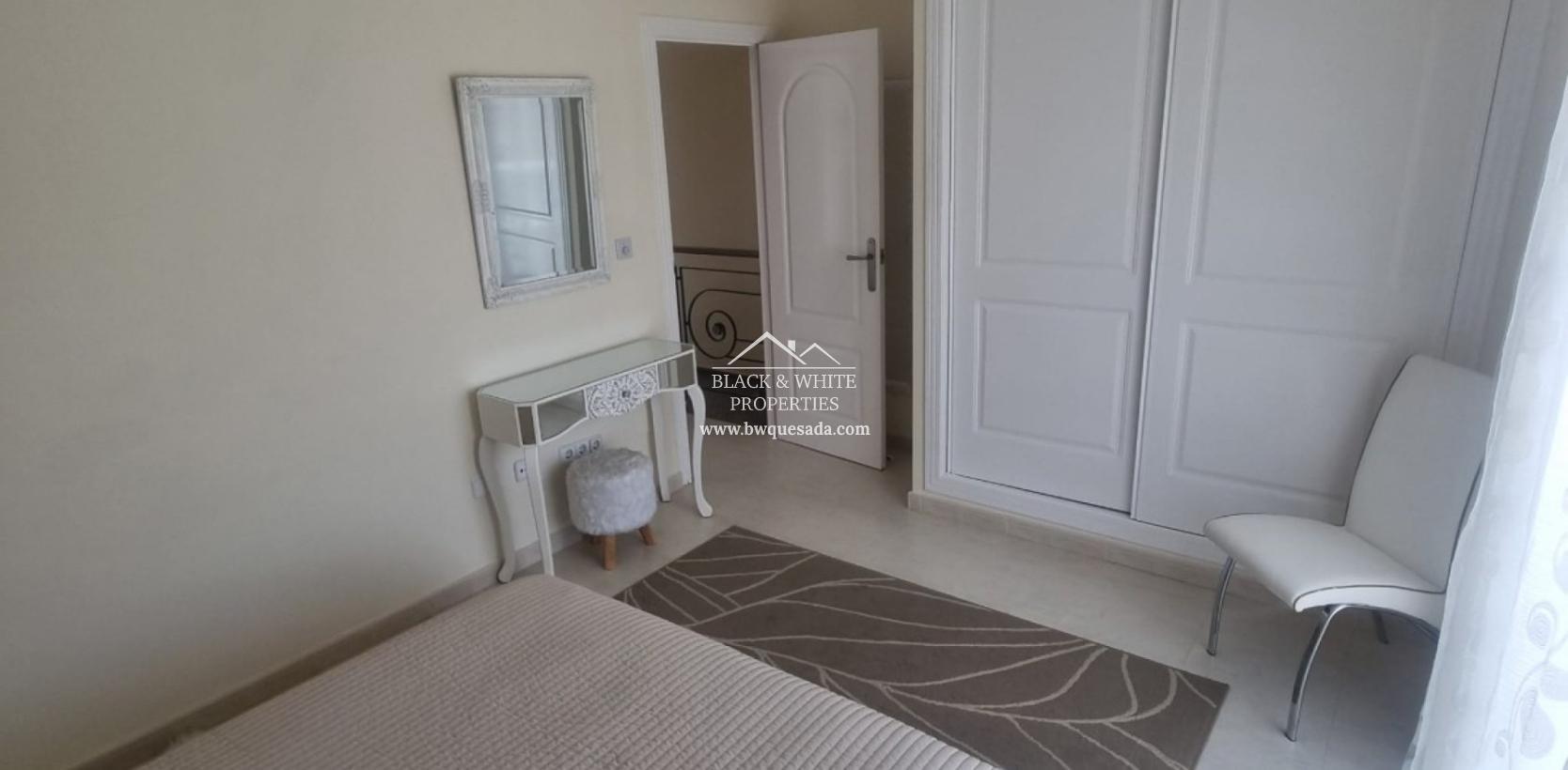 Resale - Townhouse - Ciudad Quesada