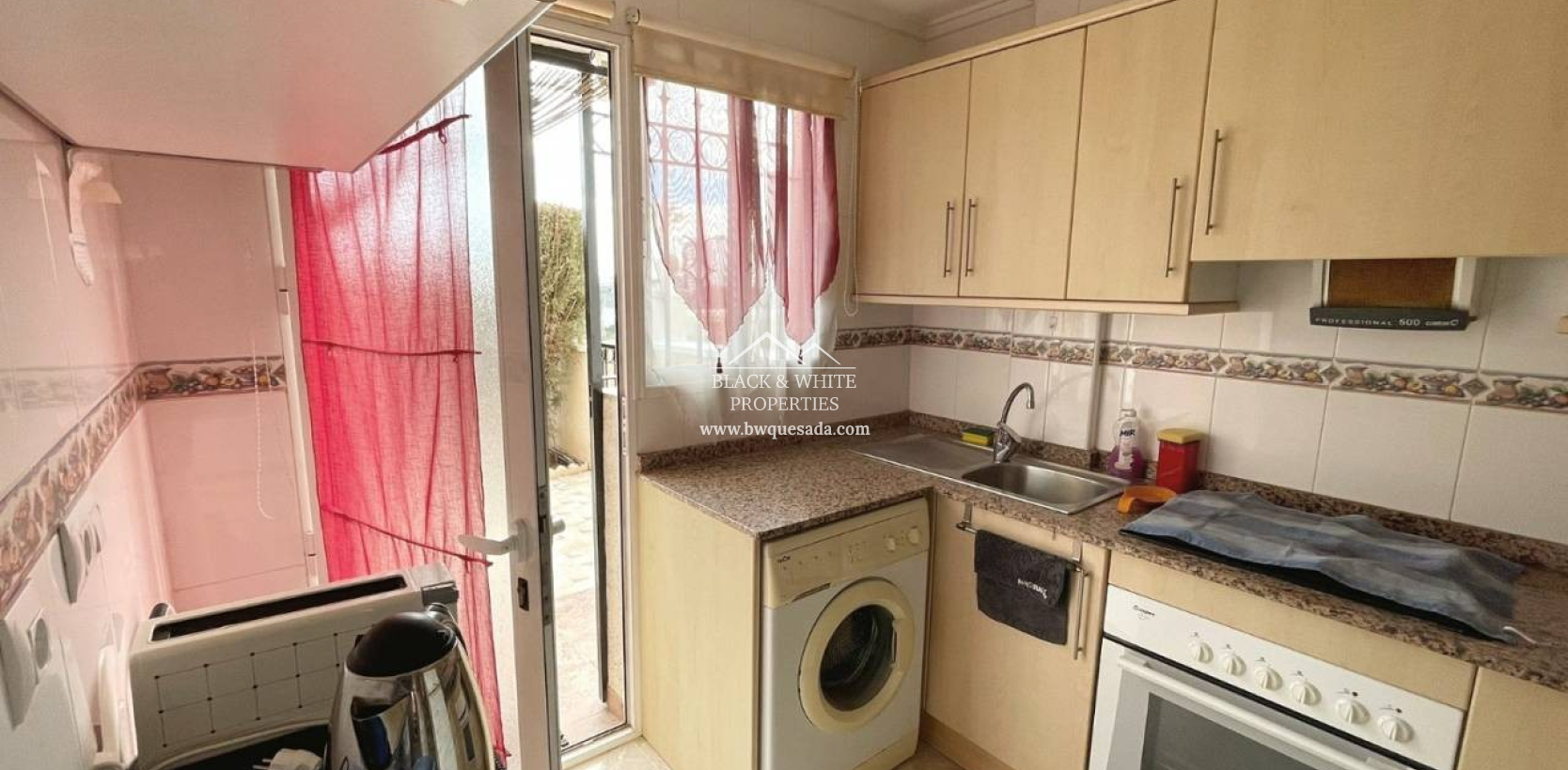 Resale - Townhouse - Ciudad Quesada