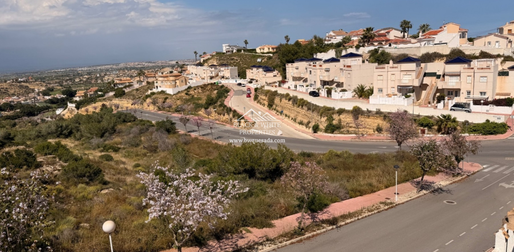 Resale - Townhouse - Ciudad Quesada