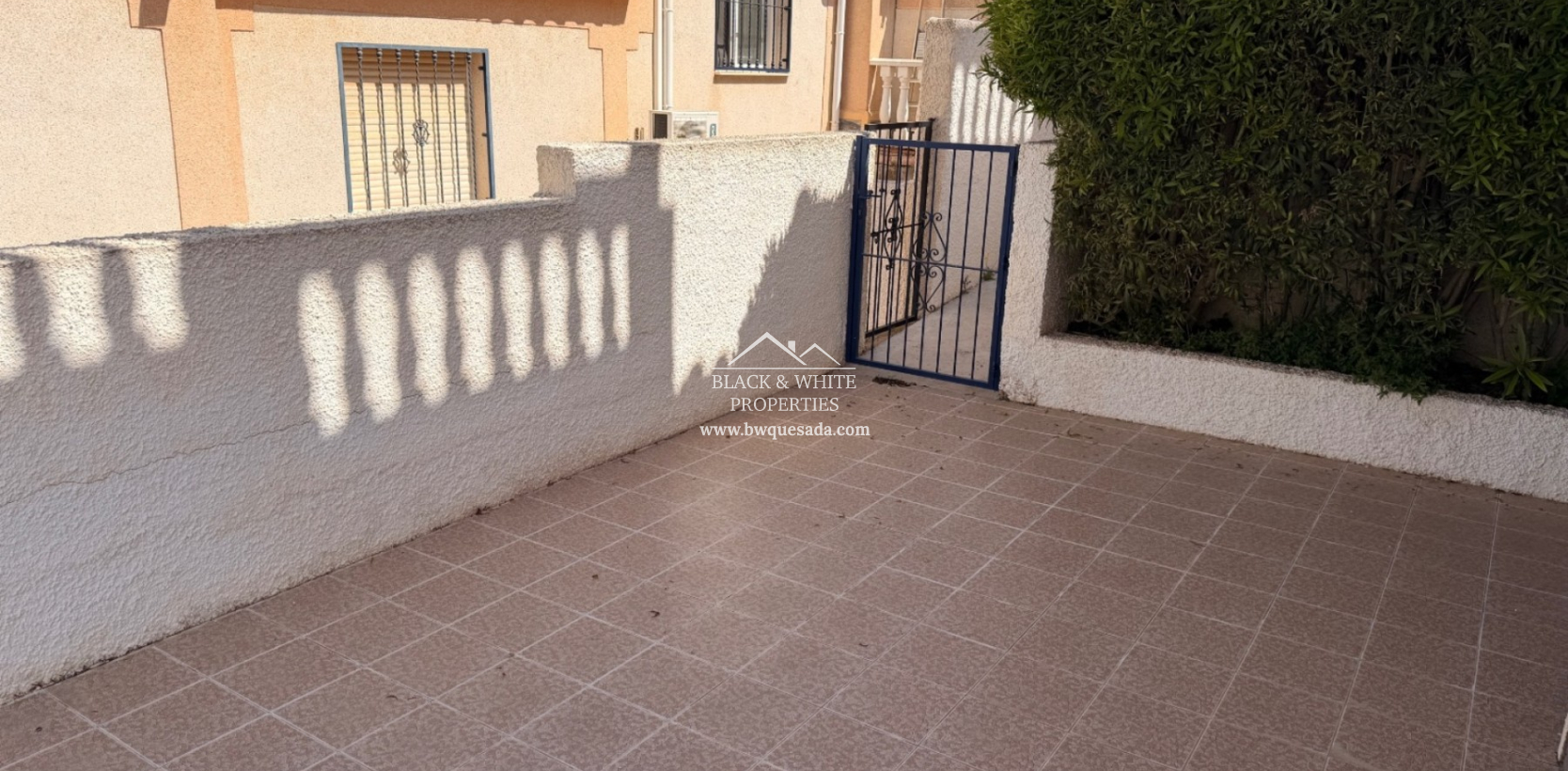 Resale - Townhouse - Ciudad Quesada