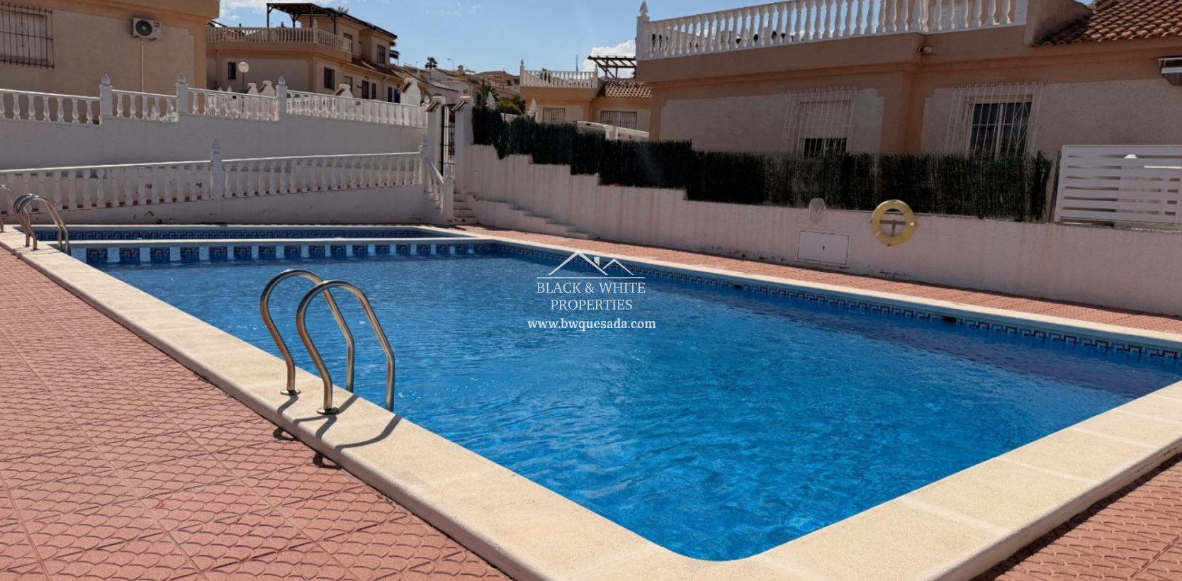 Resale - Townhouse - Ciudad Quesada