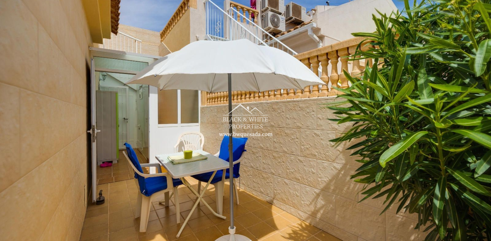 Resale - Townhouse - Torrevieja - Aguas Nuevas