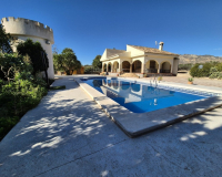 Resale - Villa - Albatera