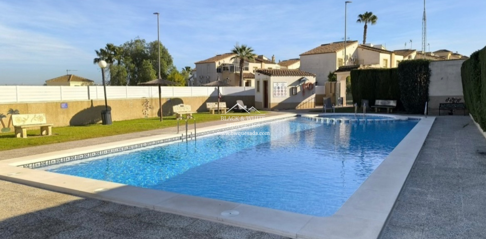 Resale - Villa - Algorfa - Montebello 