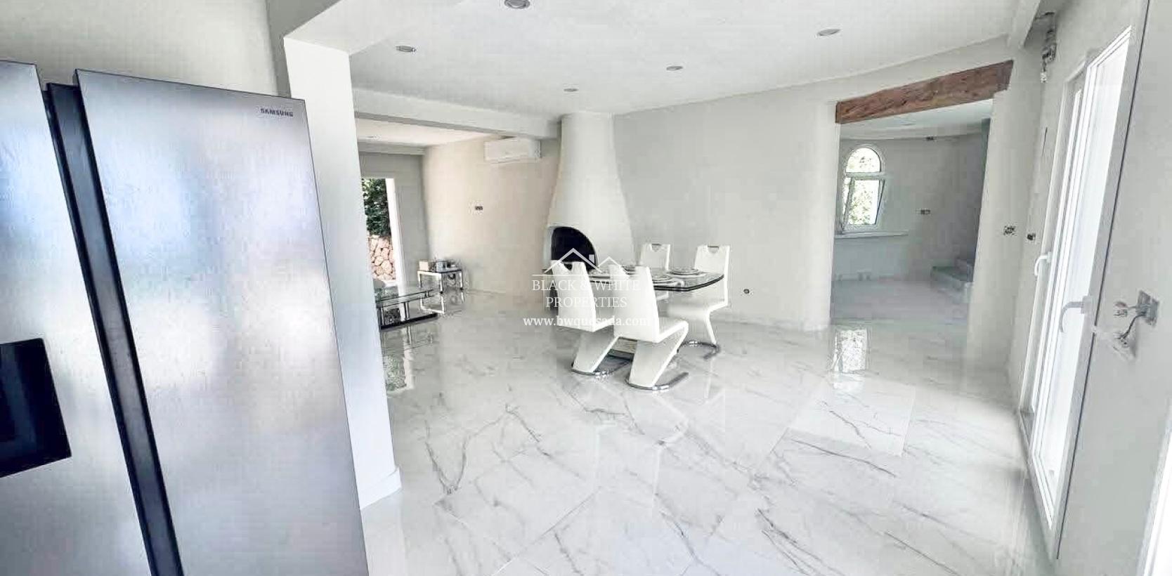 Resale - Villa - Altea