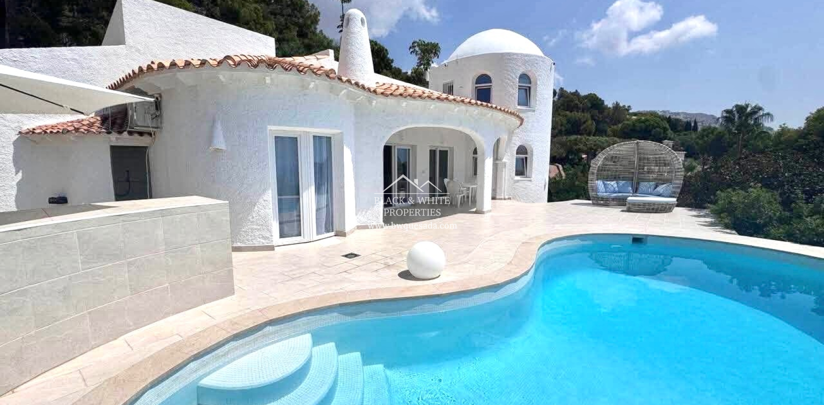 Resale - Villa - Altea