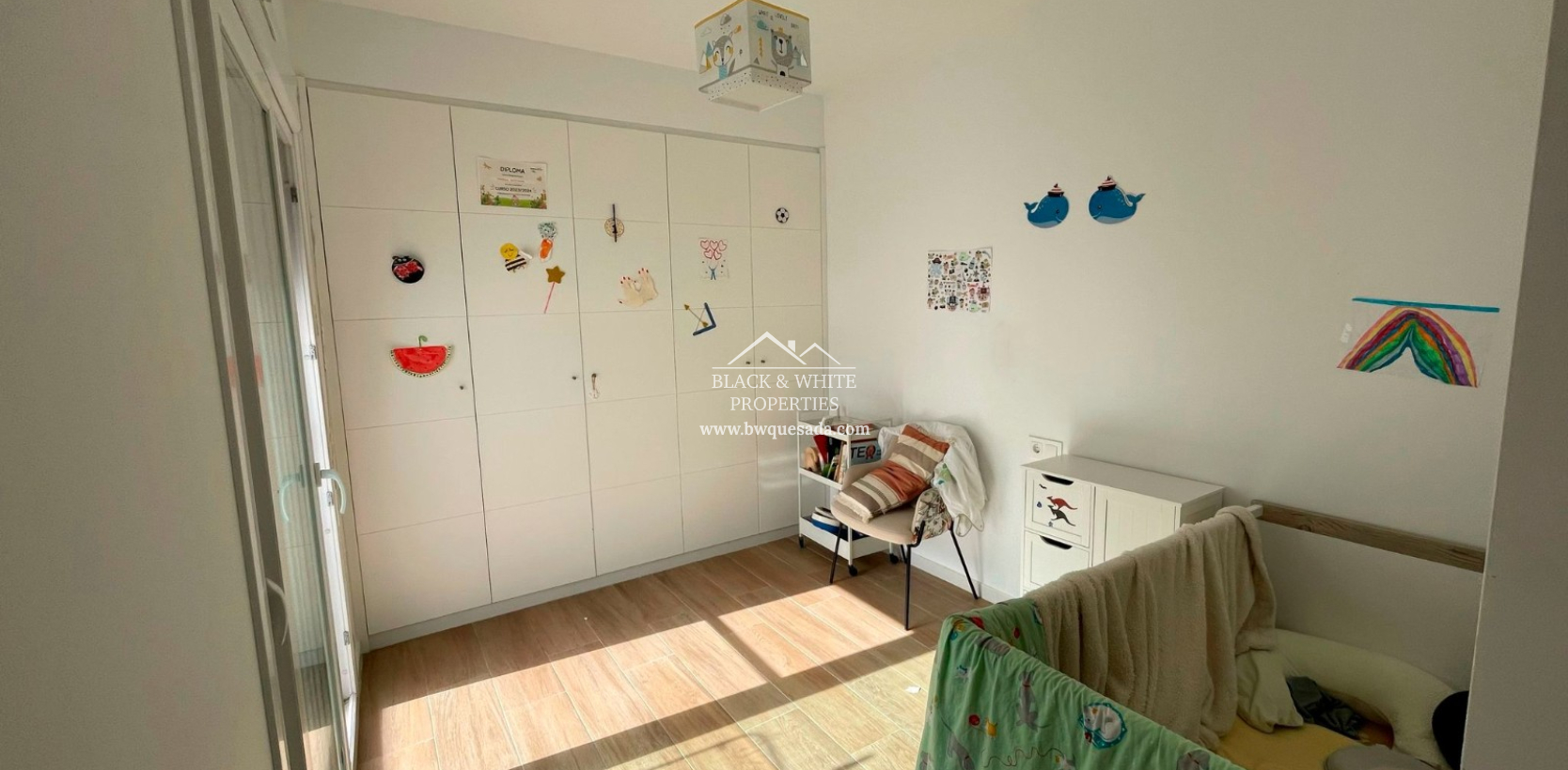 Resale - Villa - Avileses