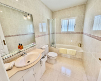 Resale - Villa - Benijofar