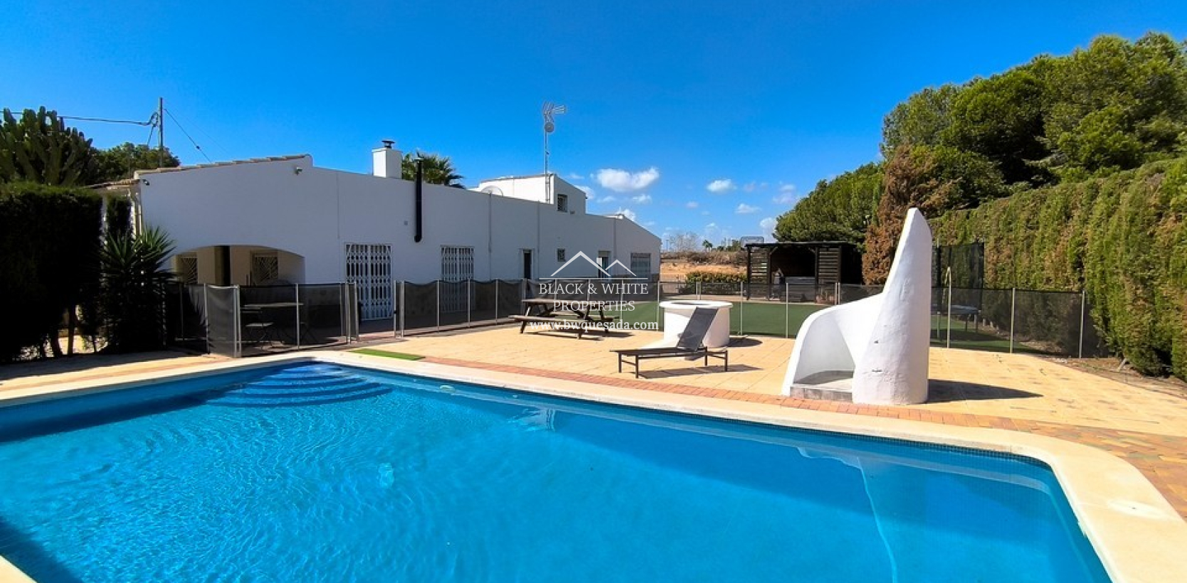 Resale - Villa - Benijofar