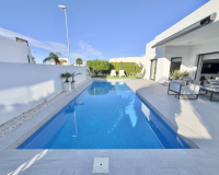 Resale - Villa - Benijofar