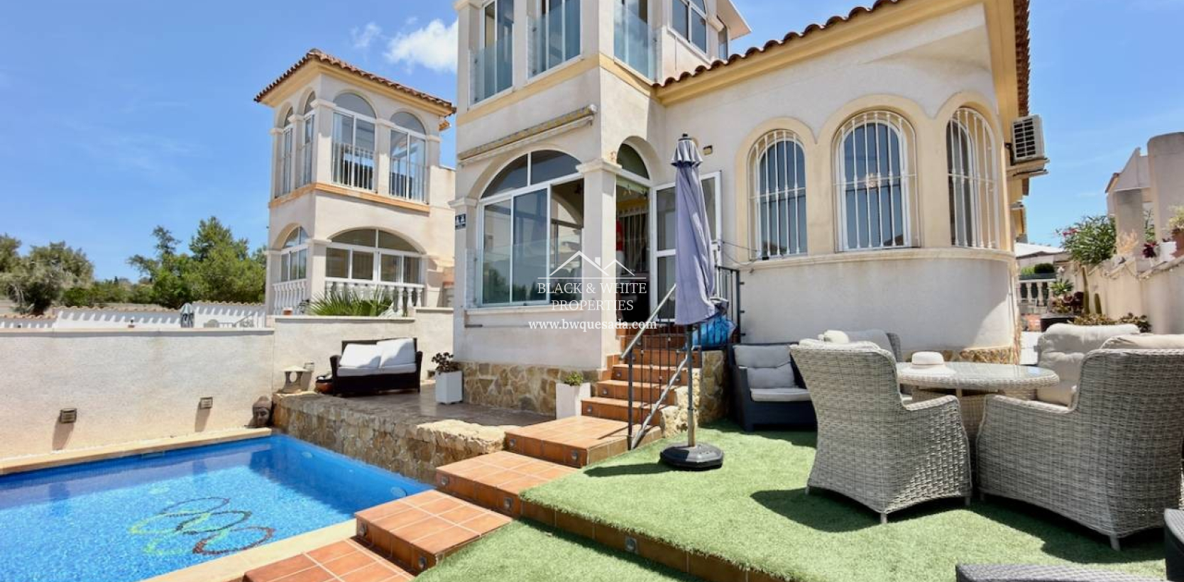 Resale - Villa - Benimar