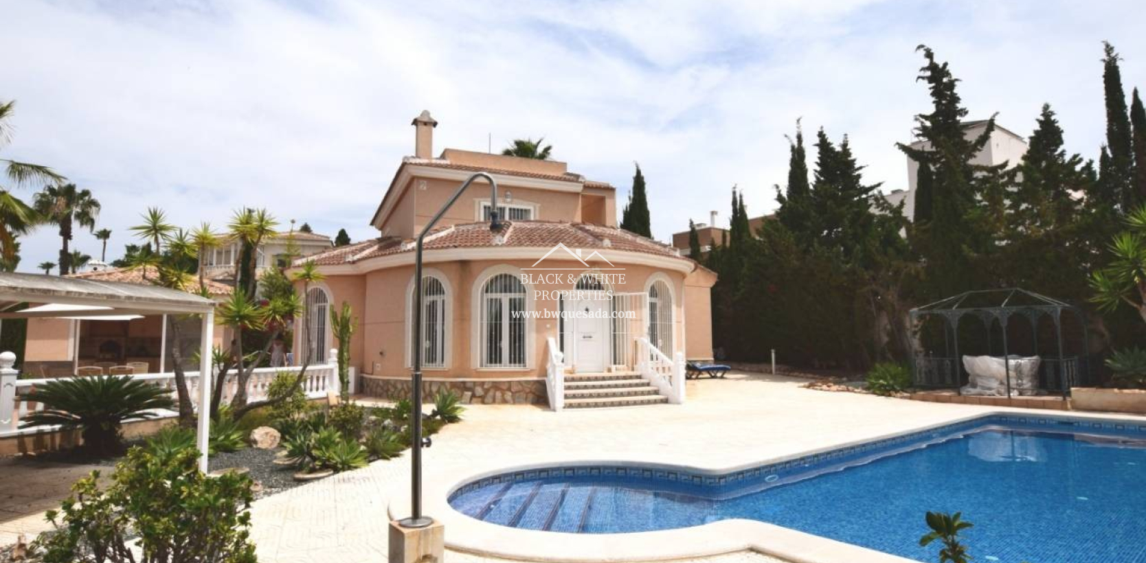 Resale - Villa - Ciudad Quesada - Pueblo Bravo