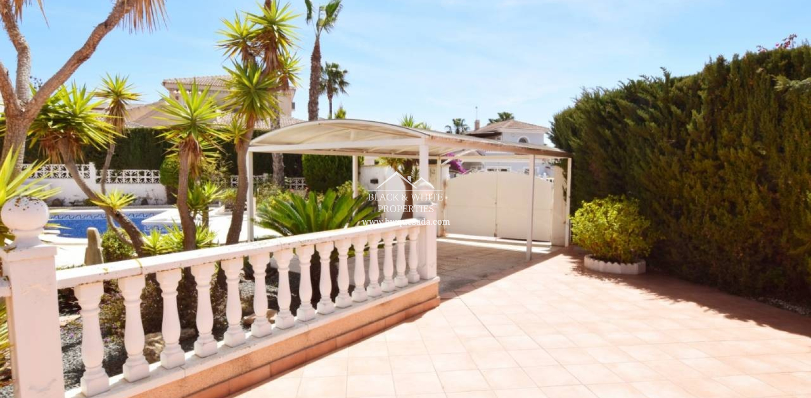 Resale - Villa - Ciudad Quesada - Pueblo Bravo