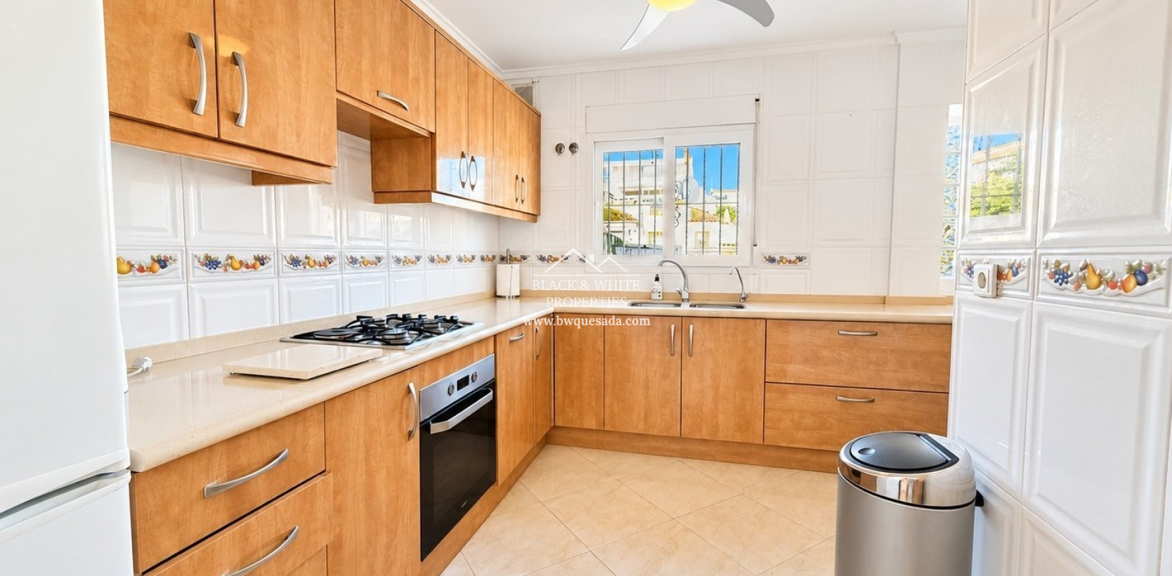 Resale - Villa - La Marina