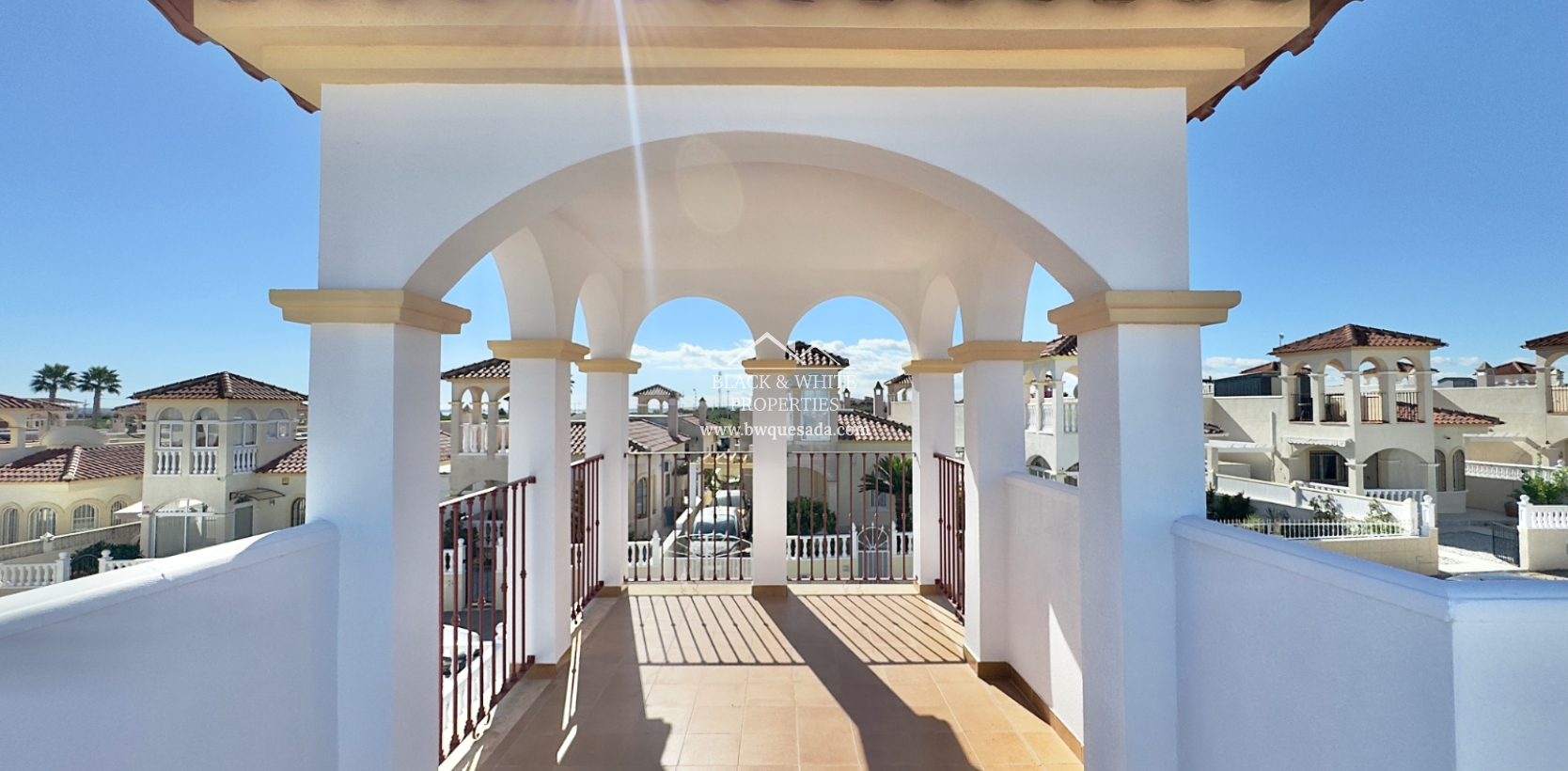 Resale - Villa - Lo Crispin