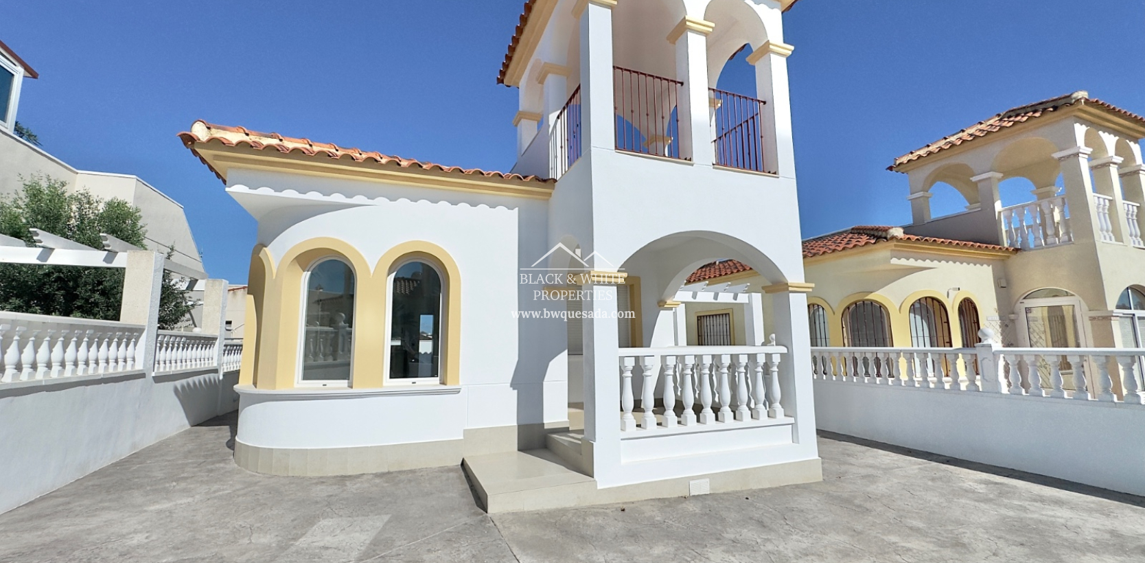 Resale - Villa - Lo Crispin