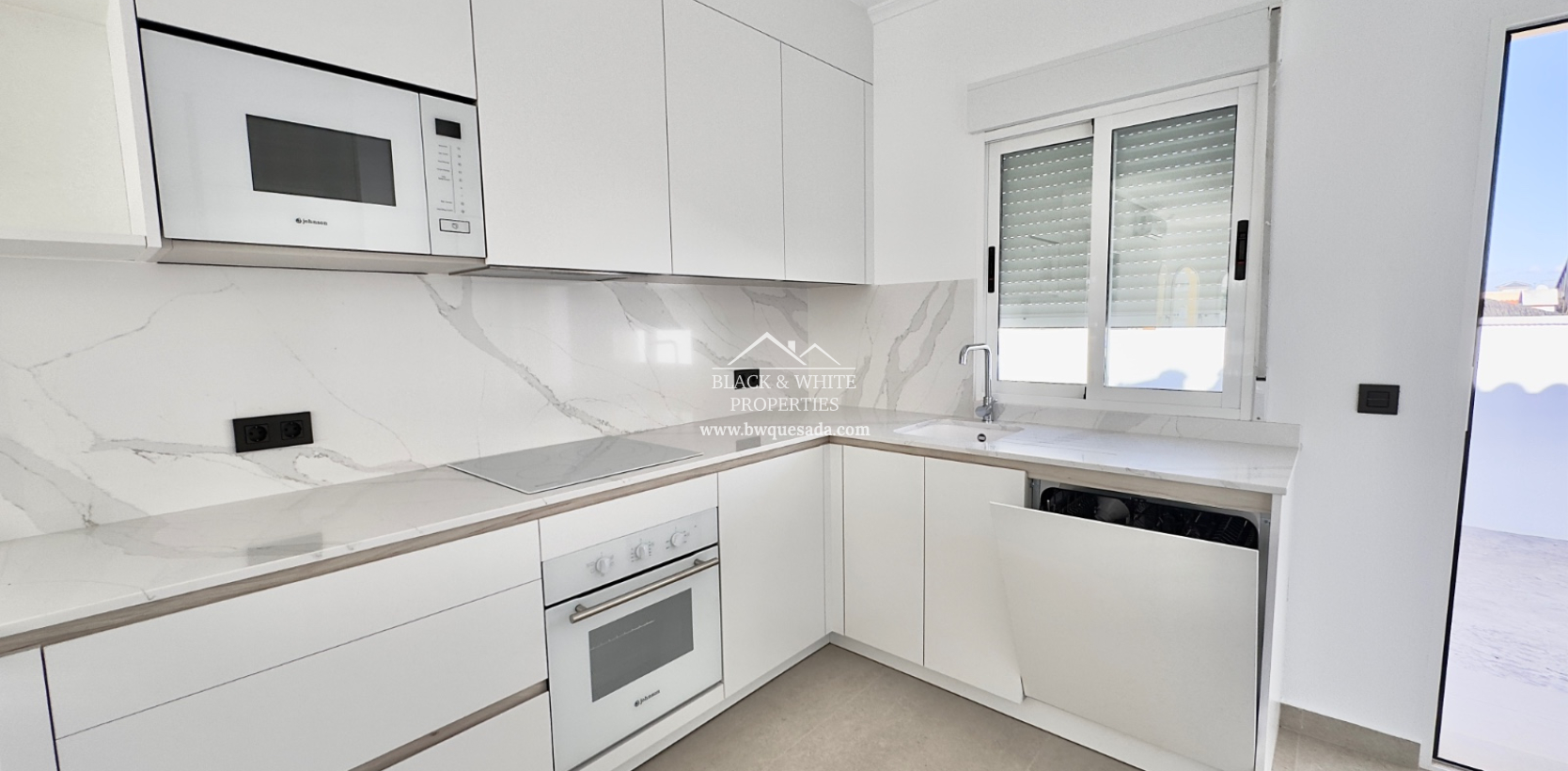 Resale - Villa - Lo Crispin