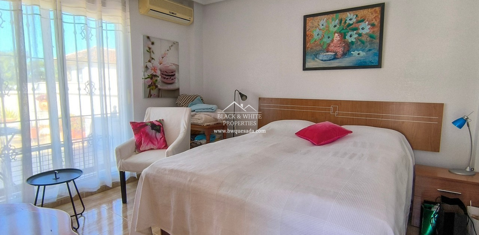 Resale - Villa - Lo Crispin