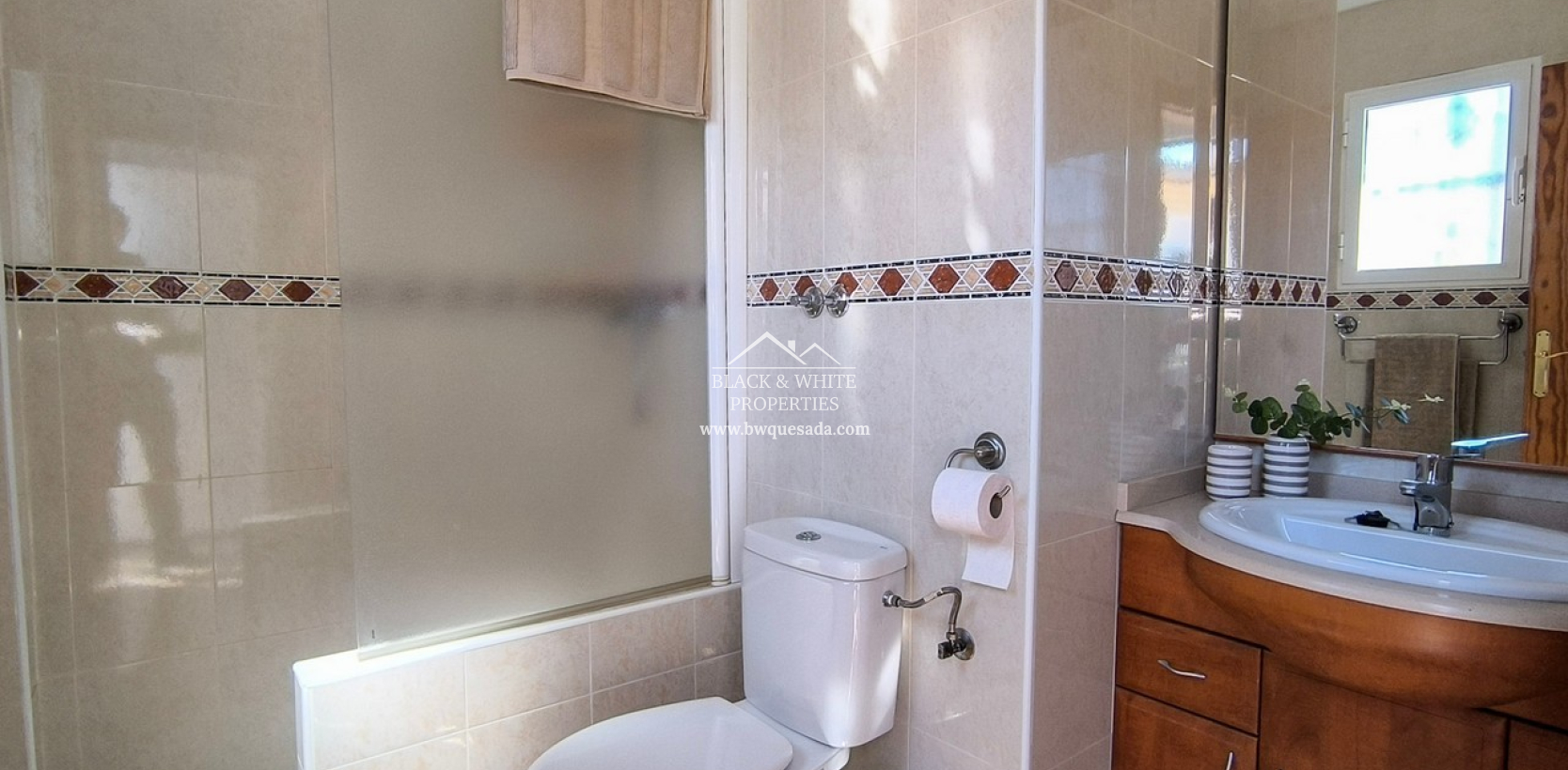 Resale - Villa - Lo Crispin
