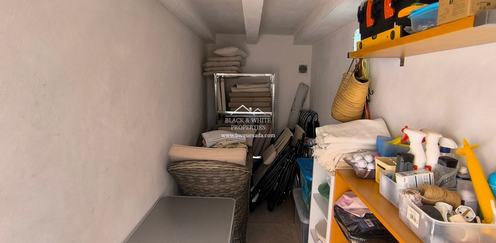 Resale - Villa - Lo Crispin