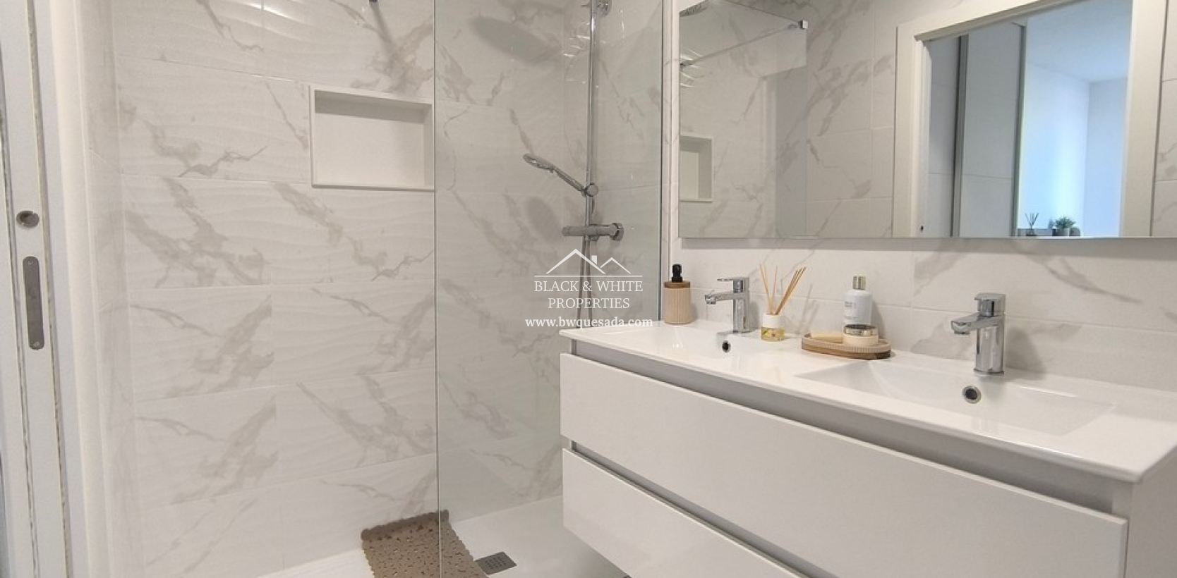 Resale - Villa - Los Montesinos - La herrada