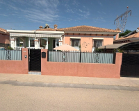 Resale - Villa - Los Montesinos