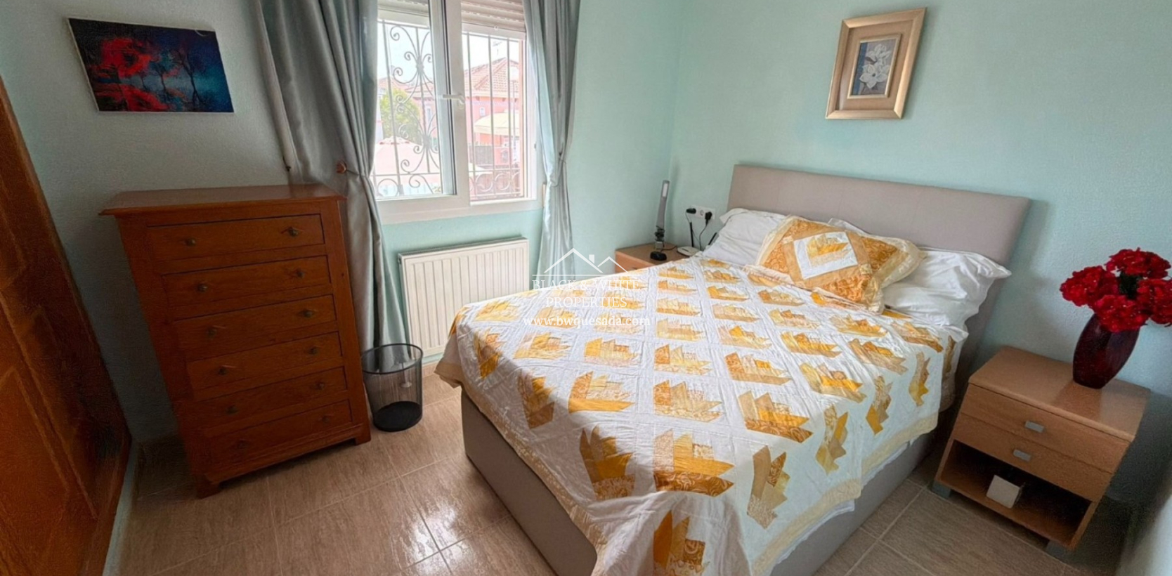 Resale - Villa - Los Montesinos