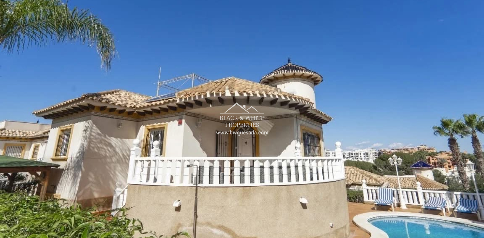 Resale - Villa - Orihuela Costa - Villamartín