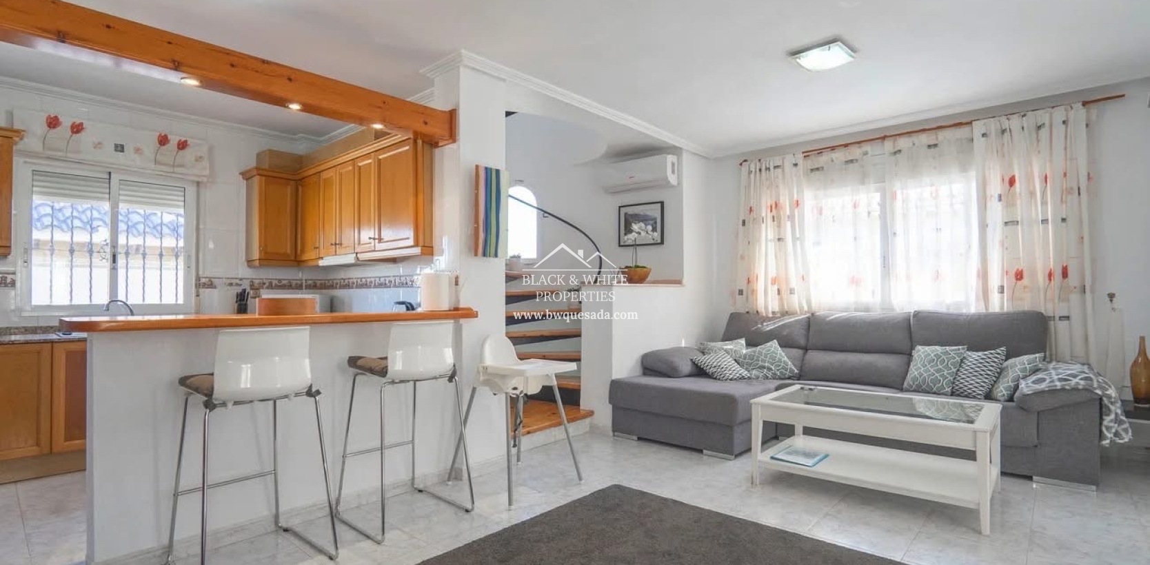 Resale - Villa - Orihuela Costa - Villamartín