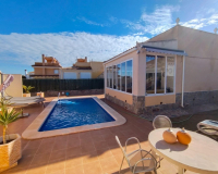 Resale - Villa - Orihuela - Orihuela Costa