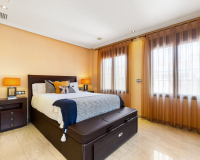 Resale - Villa - Orihuela