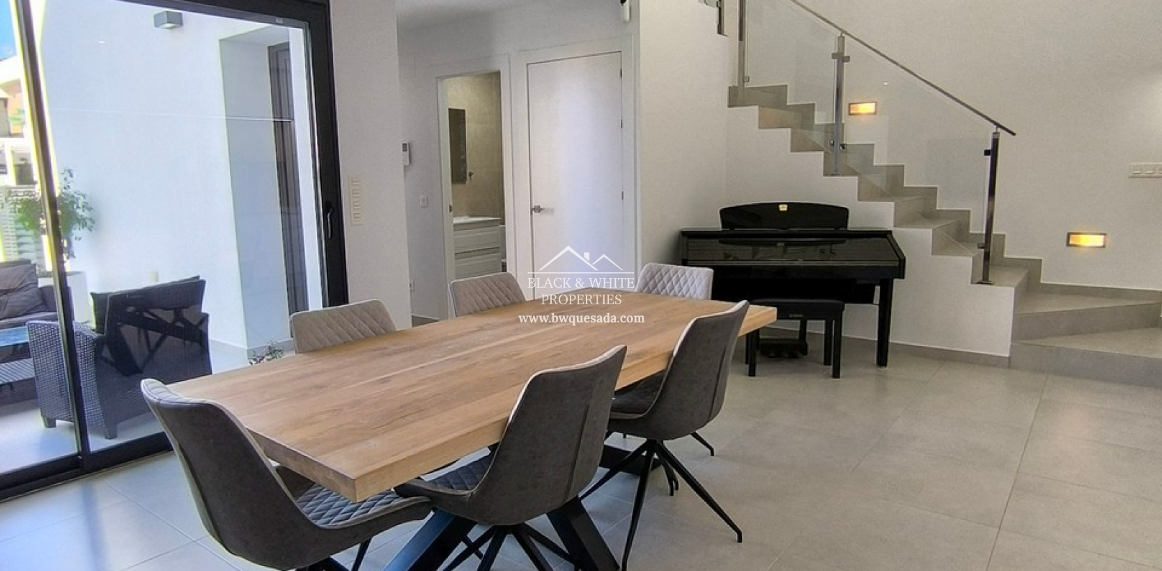 Resale - Villa - Rojales
