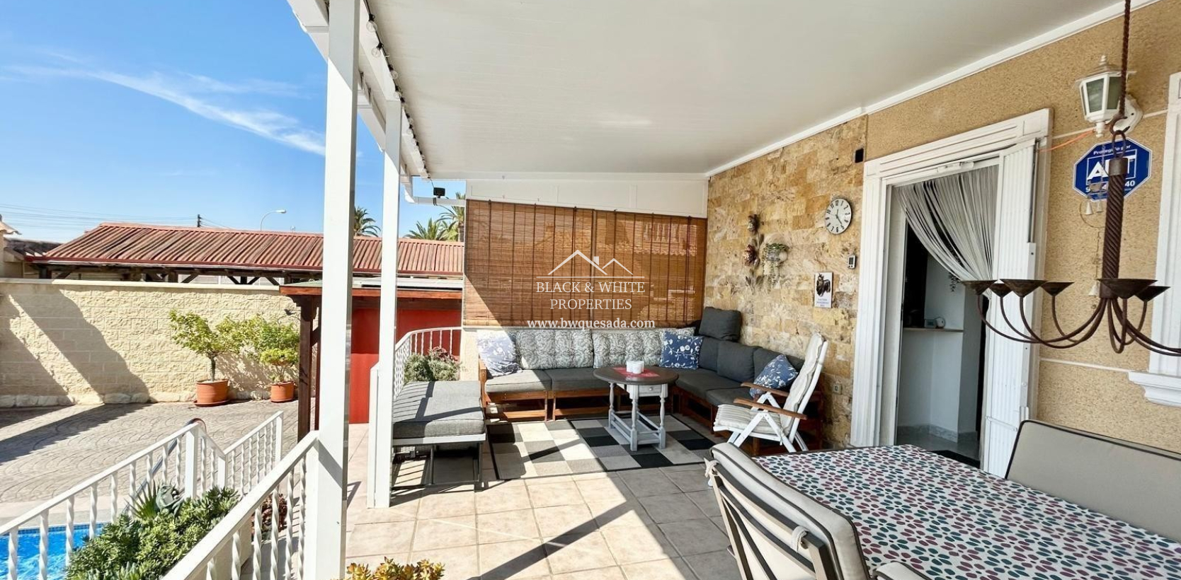 Resale - Villa - Torrevieja - El chaparral