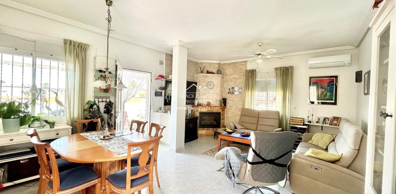 Resale - Villa - Torrevieja - El chaparral