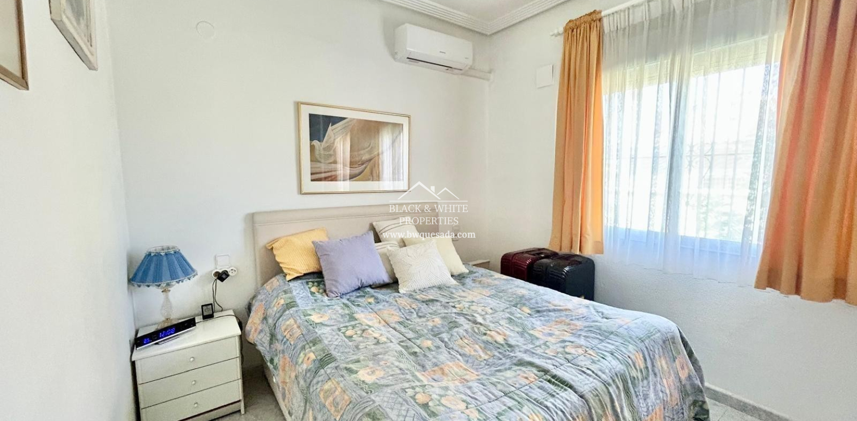 Resale - Villa - Torrevieja - El chaparral