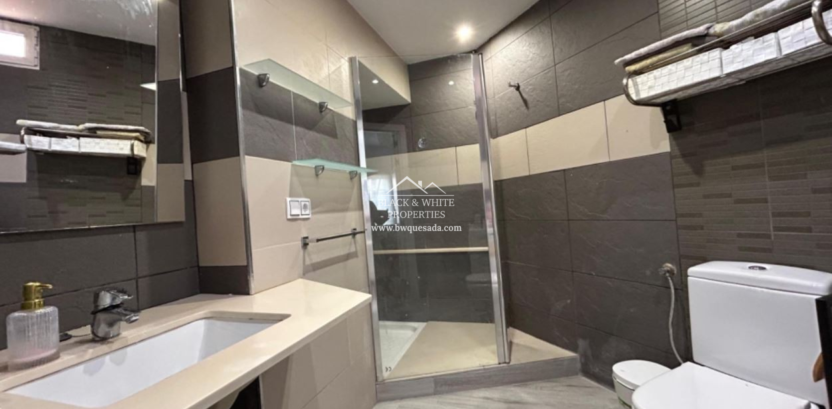 Resale - Villa - Torrevieja - Playa del Cura