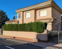 Resale - Villa - Torrevieja - Punta prima