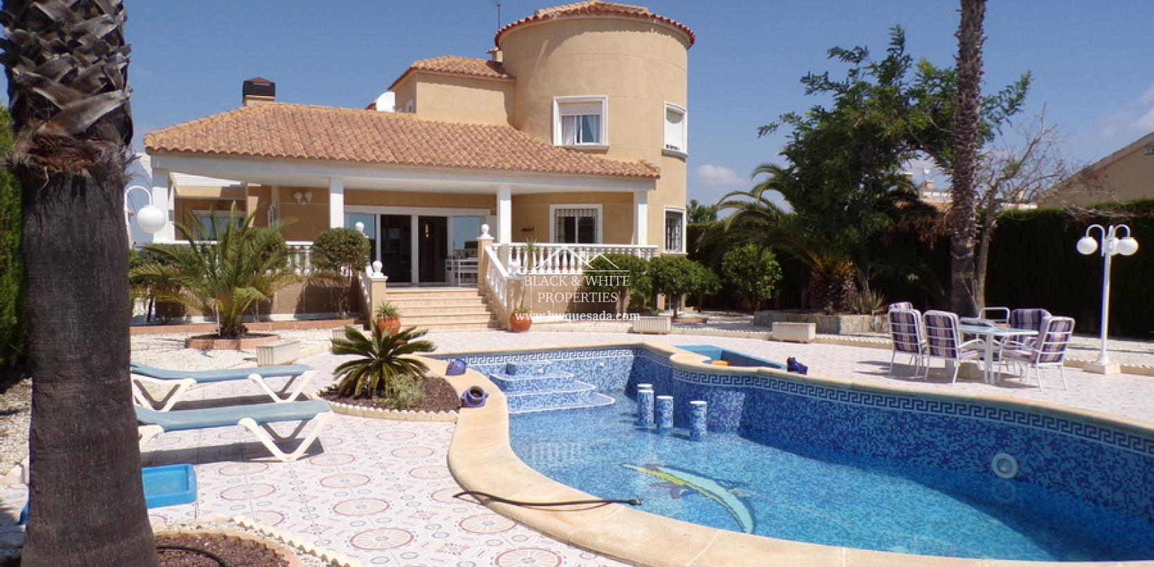 Revente - Detached Villa - Los Altos