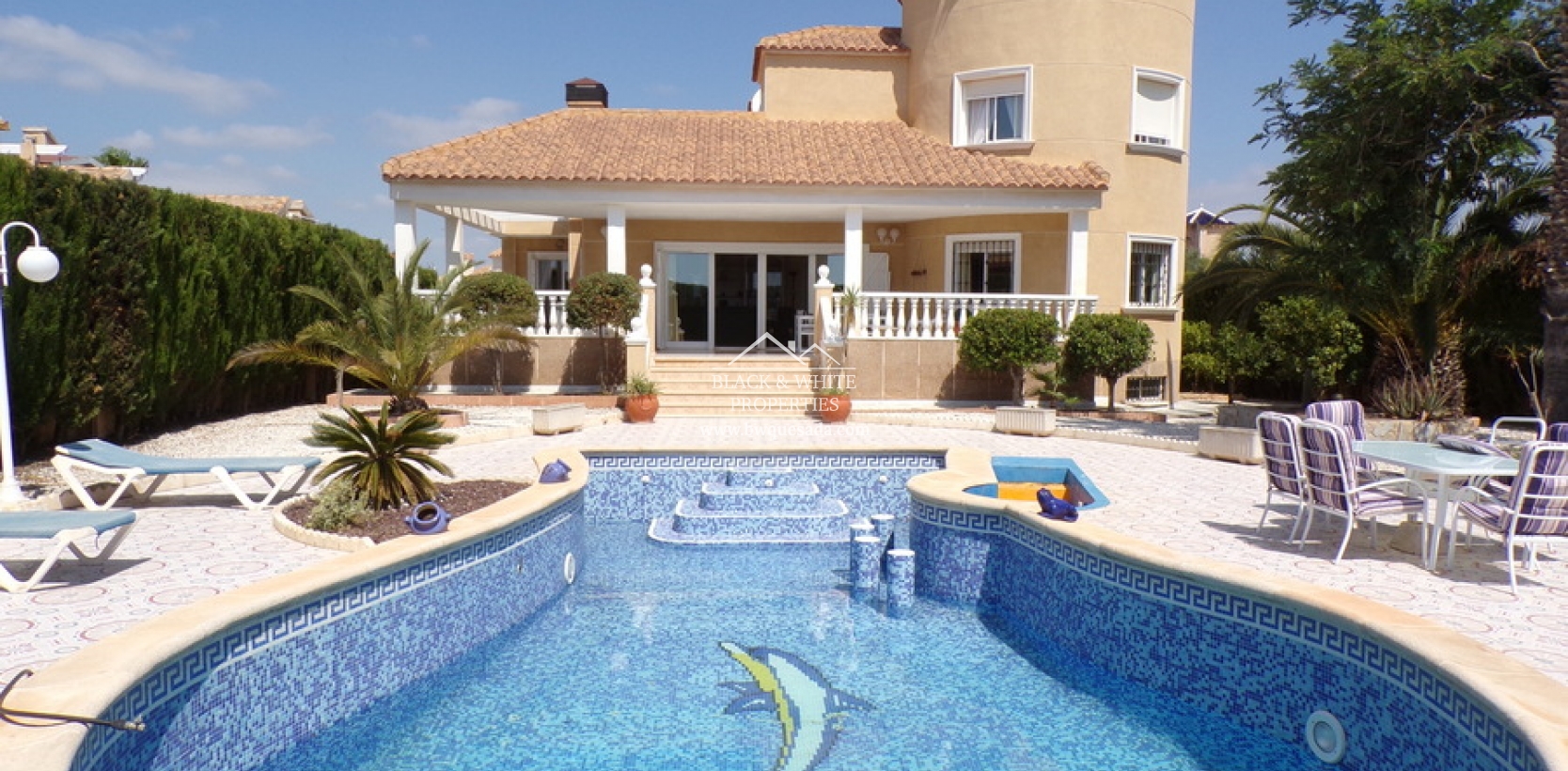 Revente - Detached Villa - Los Altos