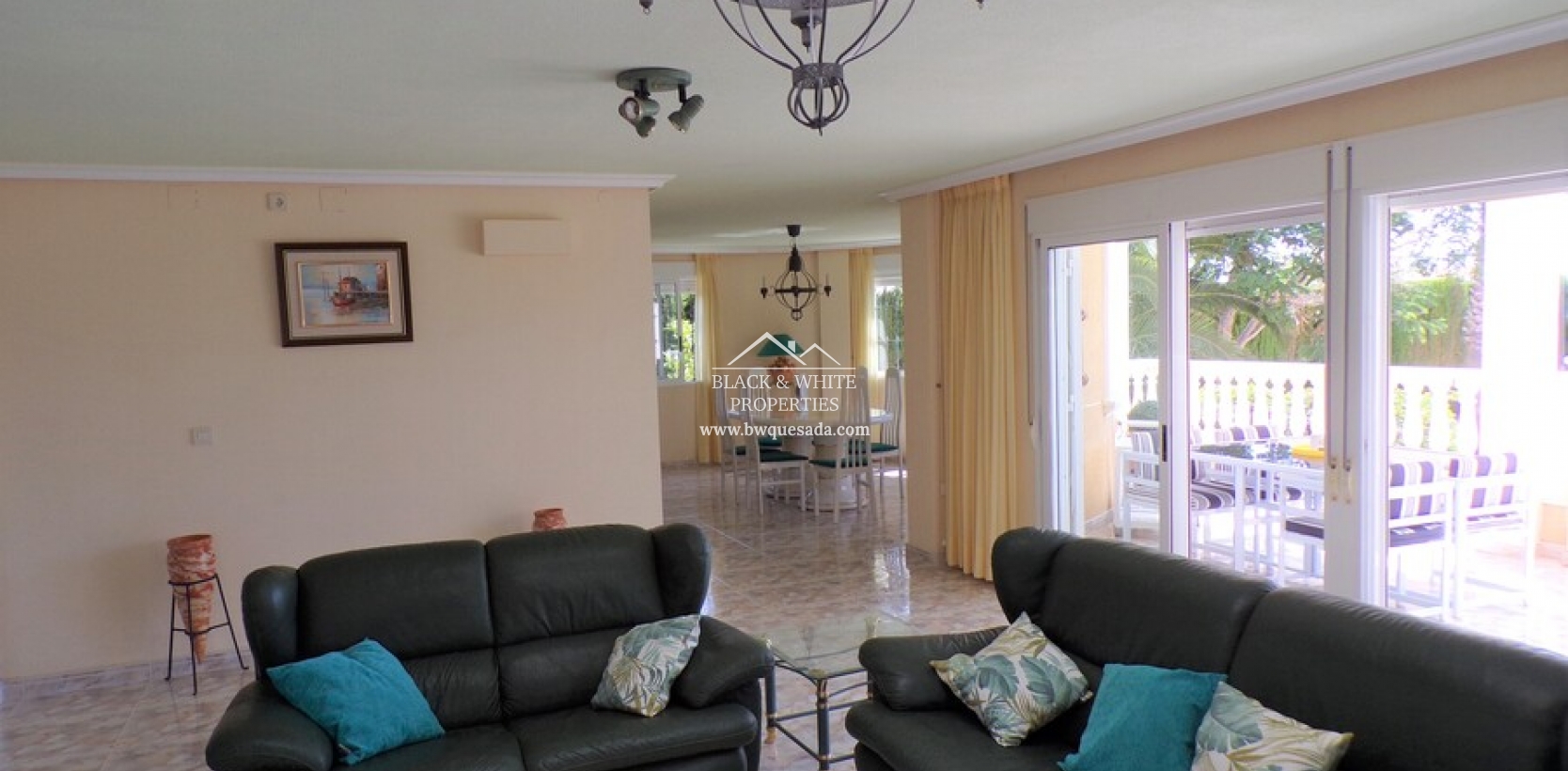 Revente - Detached Villa - Los Altos