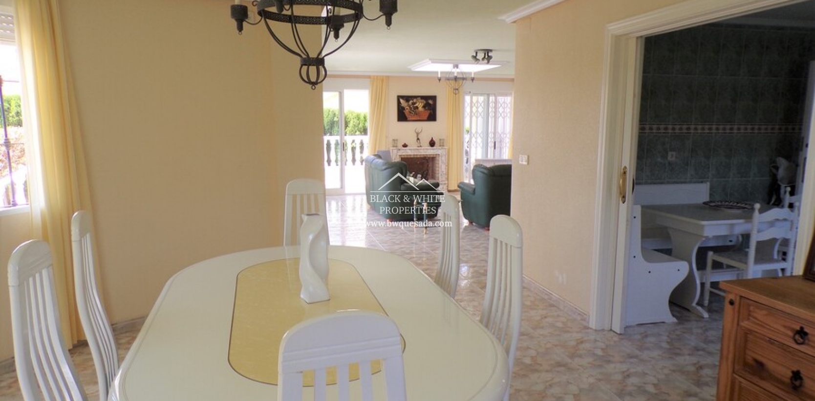 Revente - Detached Villa - Los Altos